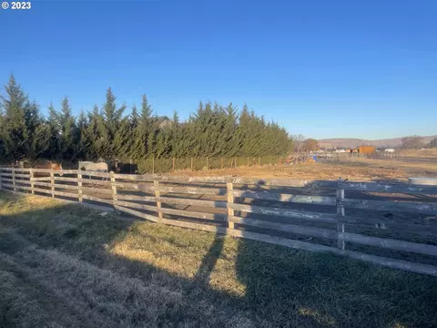 avalon st, Klamath Falls, OR 97603