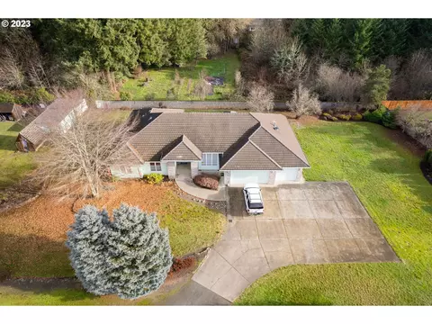 1136 N 1st Ave, Hillsboro, OR 97124