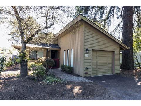 5852 Lakeview Blvd, Lake Oswego, OR 97035