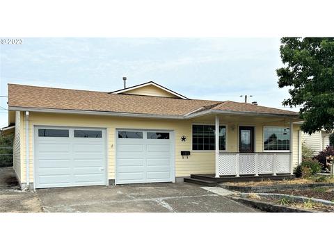1323 Garden Way, Woodburn, OR 97071