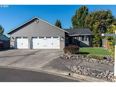 21917 NE Lake Ct, Fairview, OR 97024