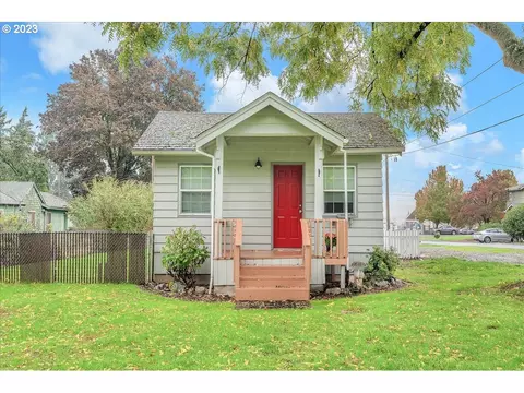 2100 3rd St, Columbia City, OR 97018