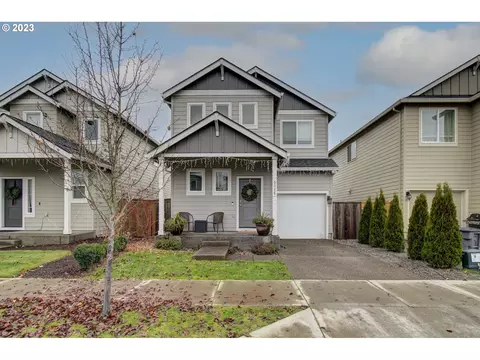 5736 NE 129th Pl, Vancouver, WA 98682