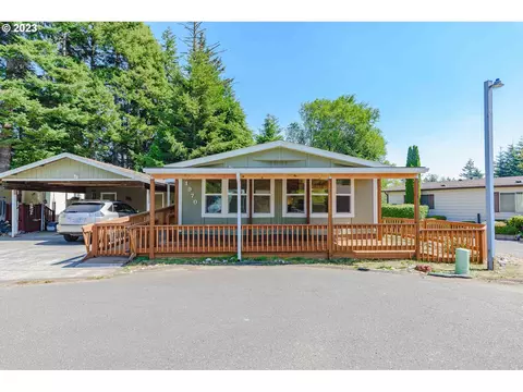 1970 Shorepines Dr, Coos Bay, OR 97420