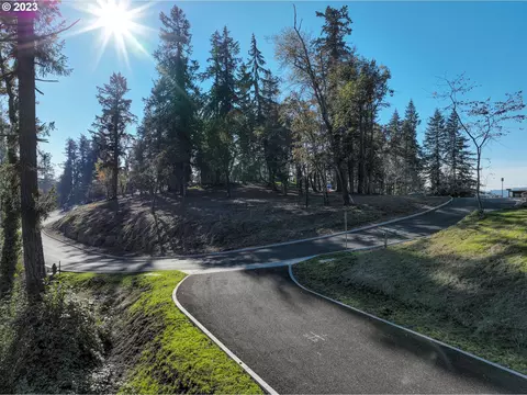 2627 Cupola Dr #9, Eugene, OR 97403 photo 3