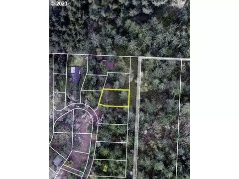 2627 Cupola Dr #9, Eugene, OR 97403