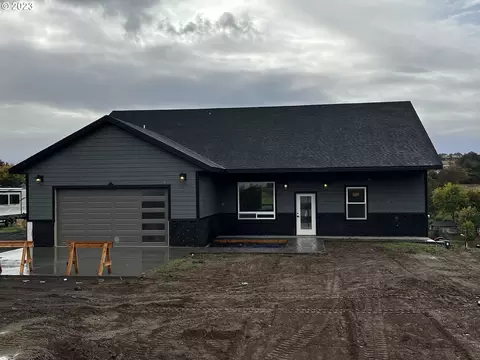 738 SW Runnion Ave, Pendleton, OR 97801