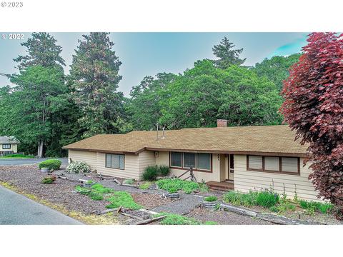 887 NE Stauch Ave, White Salmon, WA 98672
