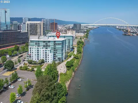 1260 NW Naito Pkwy #408B, Portland, OR 97209