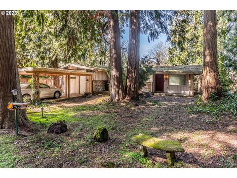 19120 SW Tualasaum Dr, Tualatin, OR 97062