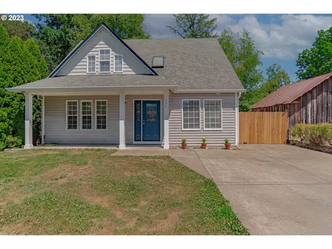 204 W Wilson St, Yacolt, WA 98675