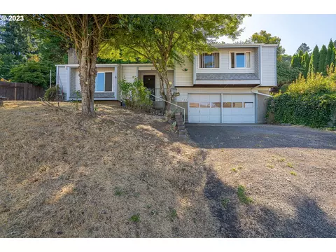 971 Prescott Ln, Springfield, OR 97477