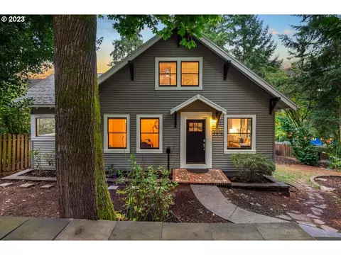 7016 SW 7th Ave, Portland, OR 97219