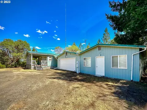 226 Adels Ln, Canyonville, OR 97417