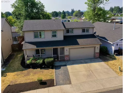 35596 Jakobi St, Saint Helens, OR 97051