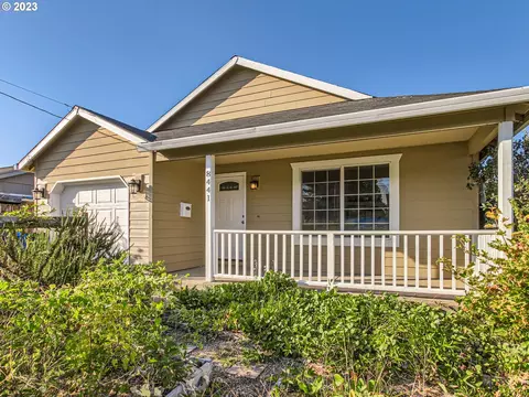 8441 SE Tolman St, Portland, OR 97266