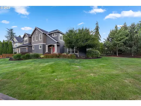 4992 Summit St, West Linn, OR 97068