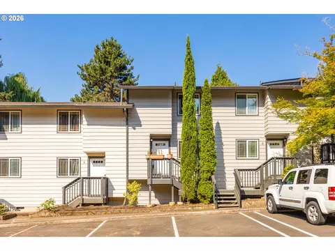 29750 SW Courtside Dr #5, Wilsonville, OR 97070