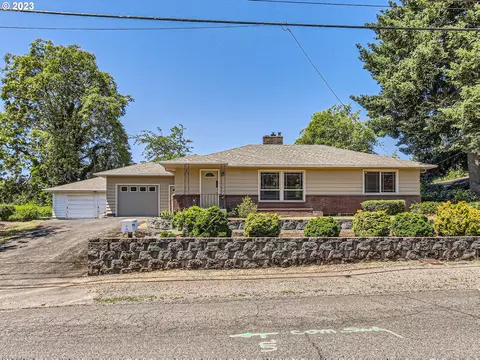 10913 SE Stanley Ave, Milwaukie, OR 97222