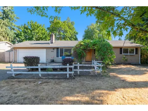 6062 Burma Rd, Lake Oswego, OR 97035