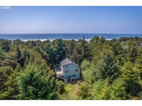 3531 SW Fernwood Ln, Waldport, OR 97394