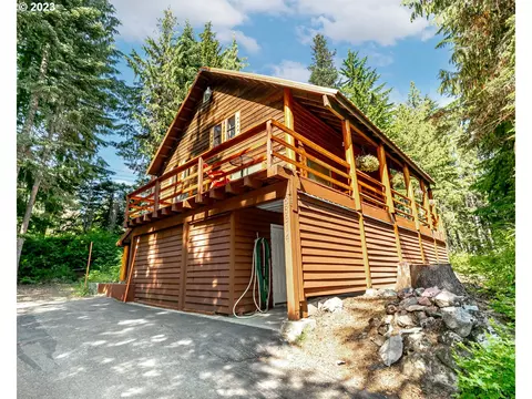 88914 E Round Mountain Loop, Government Camp, OR 97028