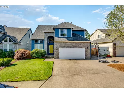 8852 SW Waverly Dr, Portland, OR 97224