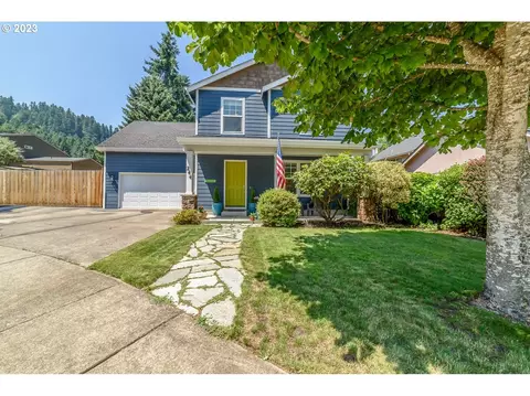 244 S 67th Ct, Springfield, OR 97478