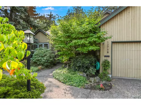 12758 SW 114th Ter, Portland, OR 97223