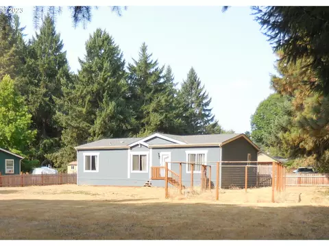 25448 Irene St, Elmira, OR 97437
