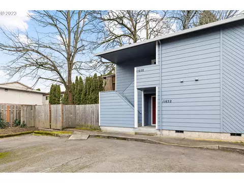11652 SW Iron Horse Ln, Beaverton, OR 97008