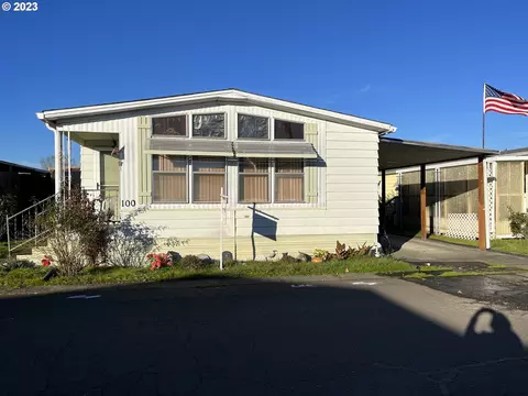 2901 E 2nd St #100, Newberg, OR 97132