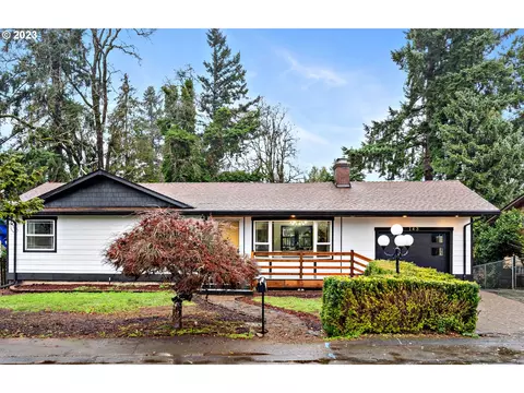 143 Belle Ct, Oregon City, OR 97045