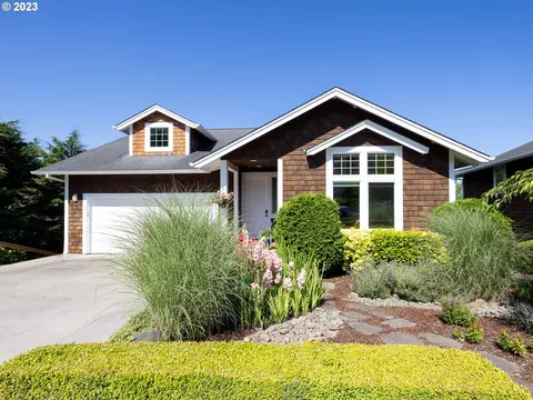 2175 Skyline Dr, Seaside, OR 97138