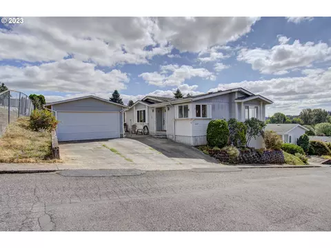1317 W C Ave, La Center, WA 98629