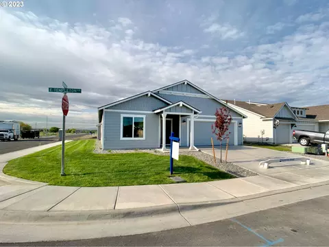596 E Templeton Ave, Hermiston, OR 97838