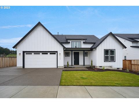 1482 Meadow Ave, Silverton, OR 97381