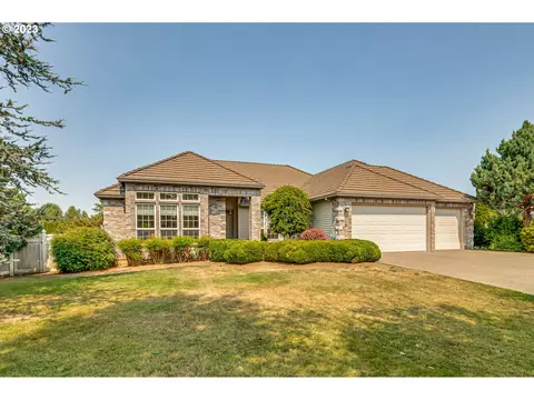 8206 NE 181st Ct, Vancouver, WA 98682