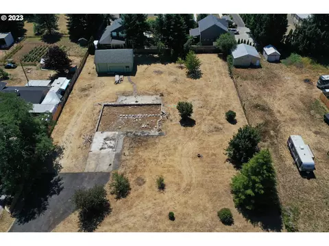 15513 NE 99th St, Vancouver, WA 98682