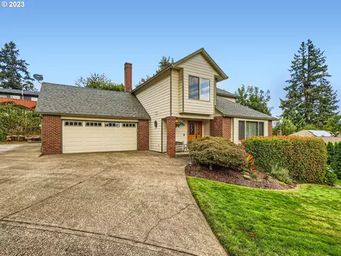 8379 SE Greenann Ct, Gladstone, OR 97027