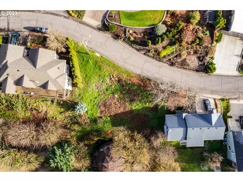 850 Summit Blvd, Springfield, OR 97477