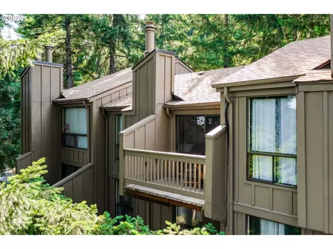 206 Trailside Loop, Eugene, OR 97405
