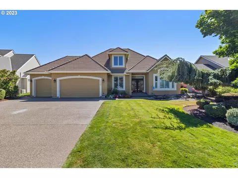 2320 Miller Farm Rd, Woodburn, OR 97071