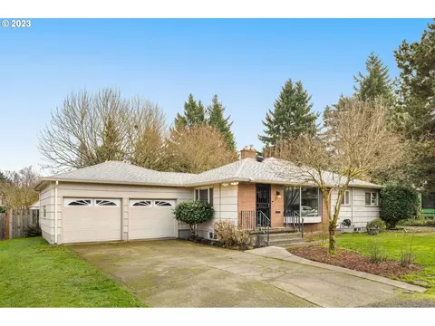 8806 SE 40th Ave, Milwaukie, OR 97222