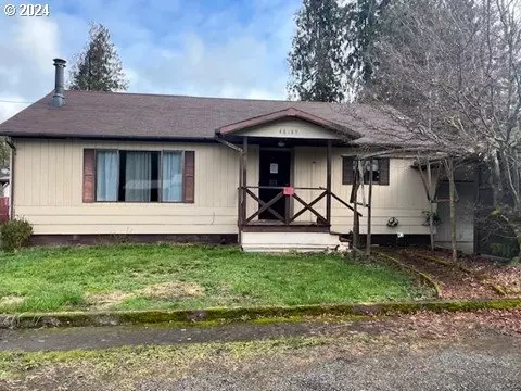 48189 Lauren Dr, Oakridge, OR 97463