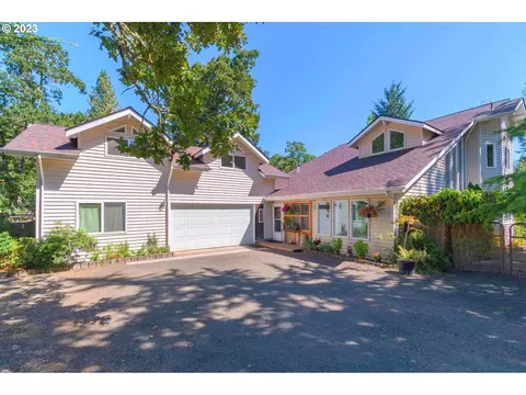 5209 Fox Hollow Rd, Eugene, OR 97405
