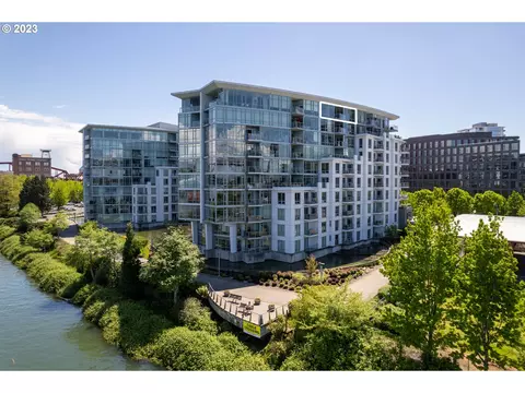 1310 NW Naito Pkwy #1003, Portland, OR 97209