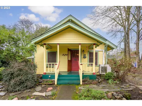 1183 Van Buren St, Eugene, OR 97402