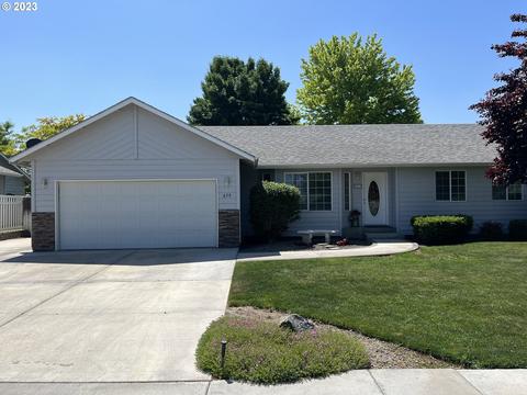 679 W Johns Ave, Hermiston, OR 97838