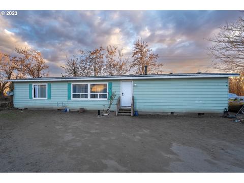 39 Covina Ct, Umatilla, OR 97882